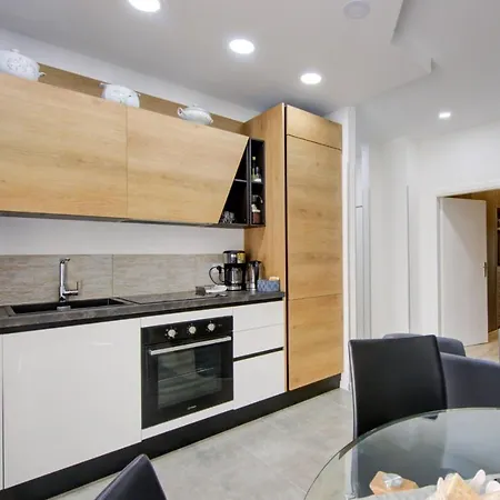 Cejm Apartment *