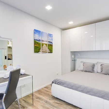 Cejm Apartment *