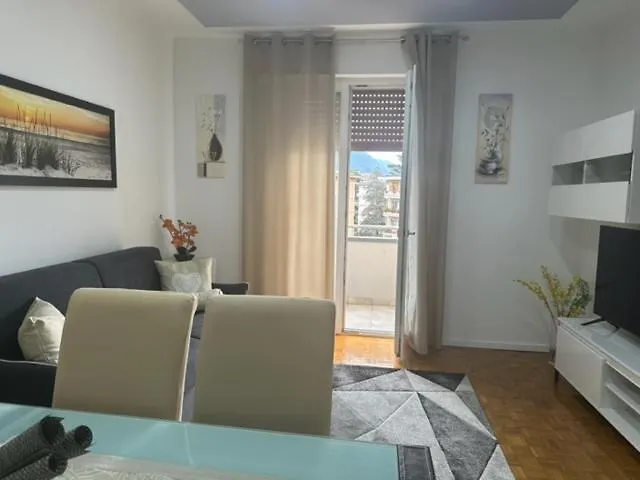 Cejm Apartamento Merano