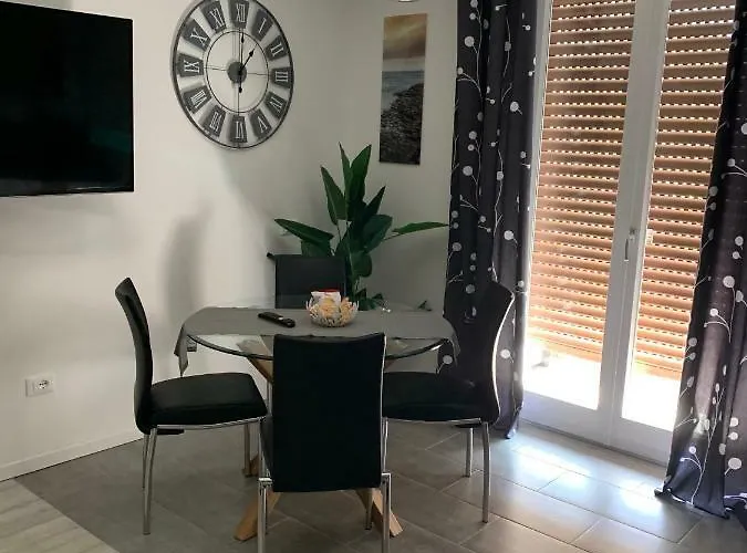 Cejm Apartamento Merano